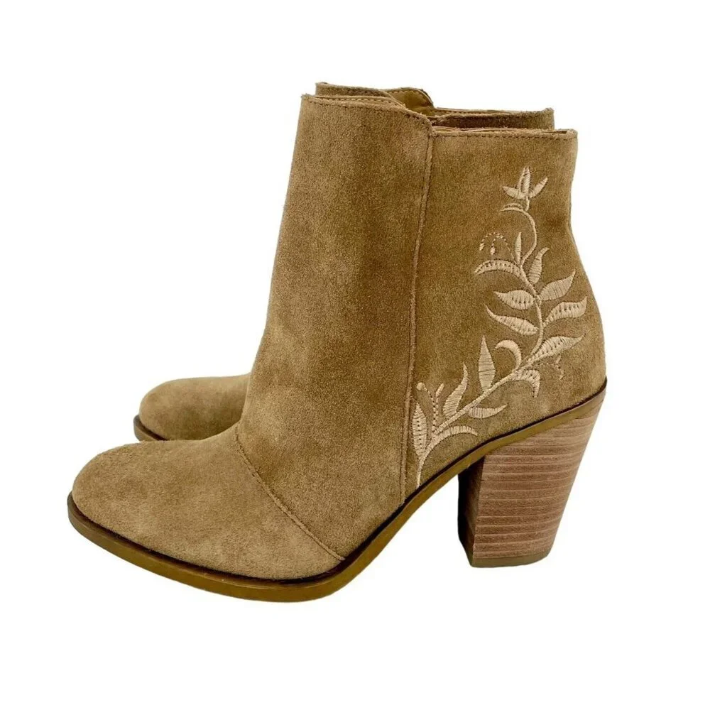 Lucky Brand Boots Suede Embroidered Ankle Boots Tan Heel Leather SZ 6 New
